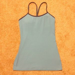 Lululemon Power Y Sports Bra Tank!!